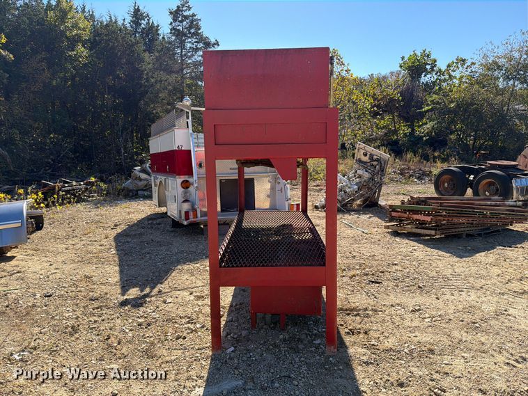 image for item FM6594 Bulk oil storage rack