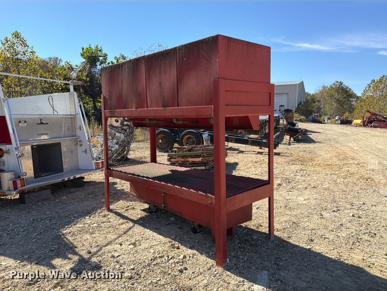 image for item FM6594 Bulk oil storage rack