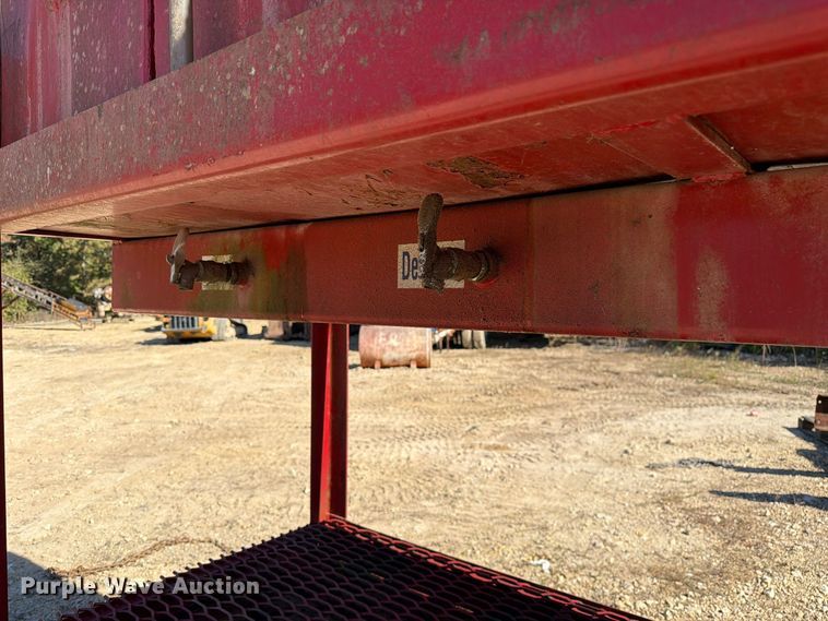image for item FM6594 Bulk oil storage rack