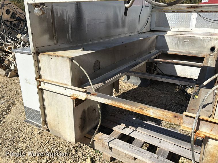 image for item FM6596 Grumman fire truck bed