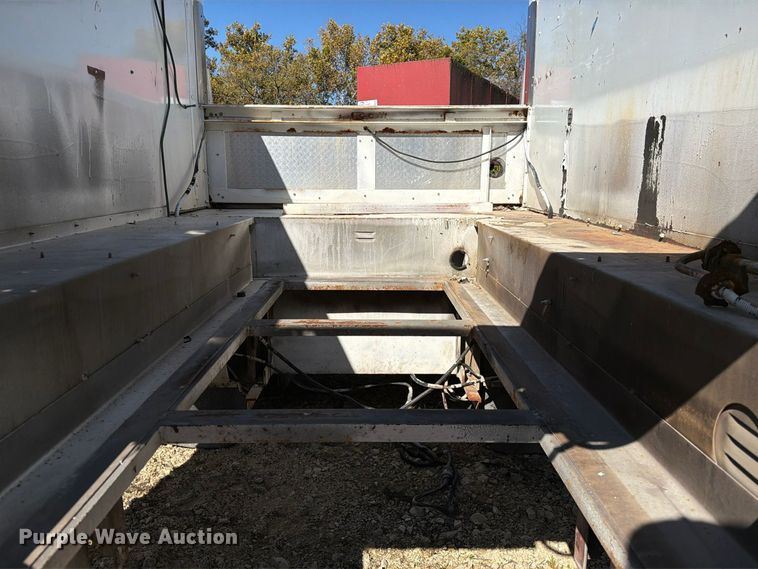 image for item FM6596 Grumman fire truck bed