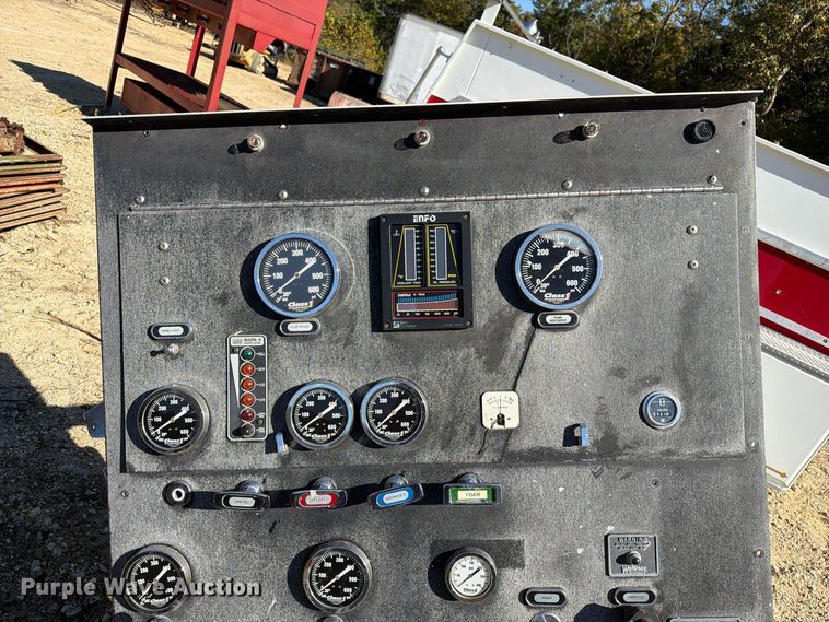 image for item FM6597 Waterous CS fire truck pump system