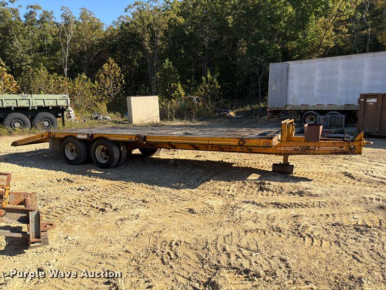 image for item FM6601 1990 CZ Engineering CZ24KT equipment trailer