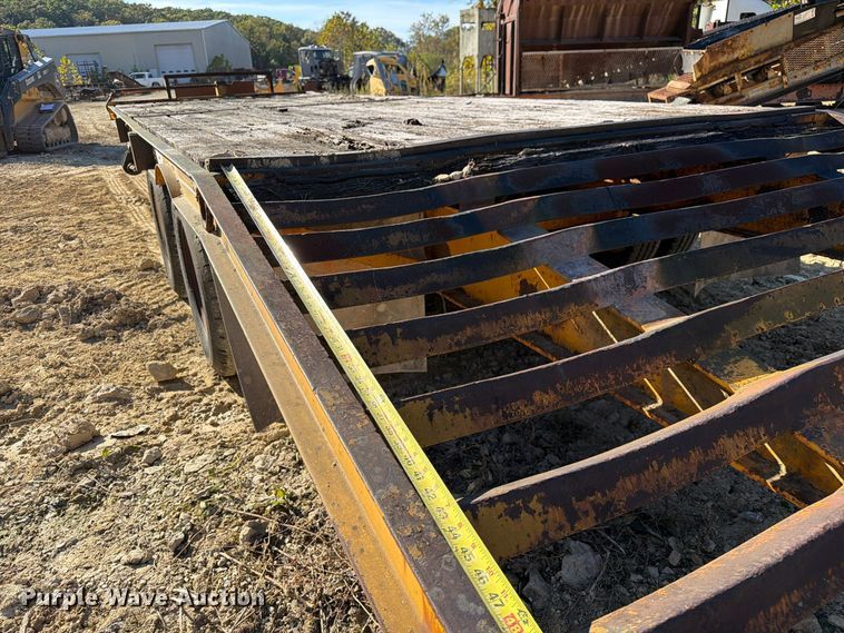 image for item FM6601 1990 CZ Engineering CZ24KT equipment trailer