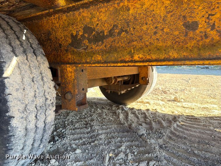 image for item FM6601 1990 CZ Engineering CZ24KT equipment trailer