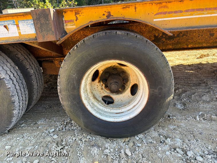 image for item FM6601 1990 CZ Engineering CZ24KT equipment trailer