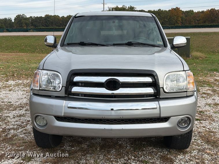 image for item FM6609 2005 Toyota Tundra SR5 Ext. Cab pickup truck