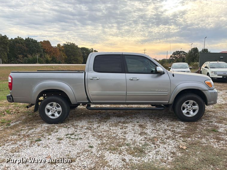 image for item FM6609 2005 Toyota Tundra SR5 Ext. Cab pickup truck