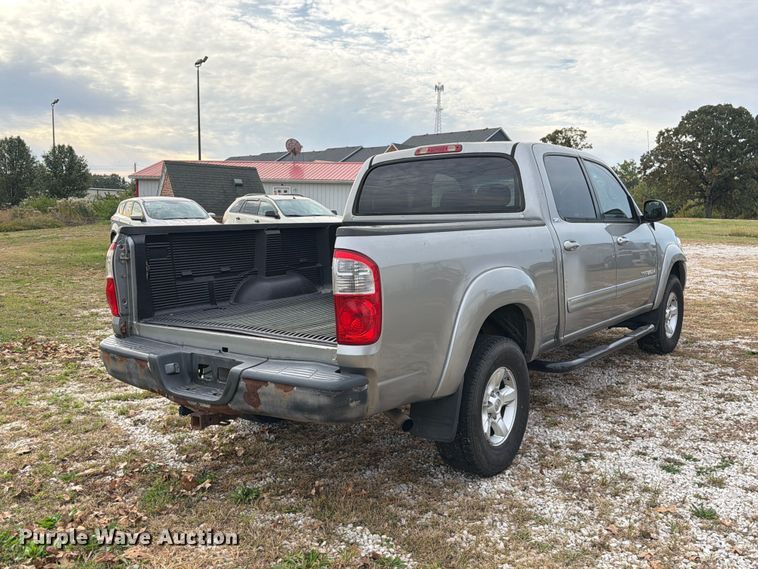 image for item FM6609 2005 Toyota Tundra SR5 Ext. Cab pickup truck