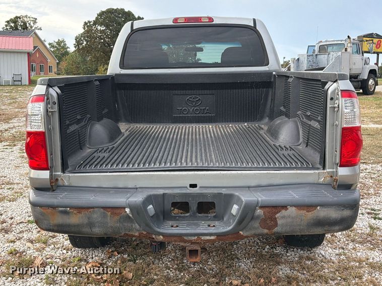 image for item FM6609 2005 Toyota Tundra SR5 Ext. Cab pickup truck