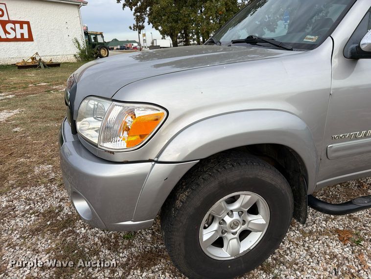 image for item FM6609 2005 Toyota Tundra SR5 Ext. Cab pickup truck