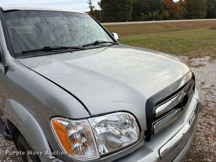 image for item FM6609 2005 Toyota Tundra SR5 Ext. Cab pickup truck