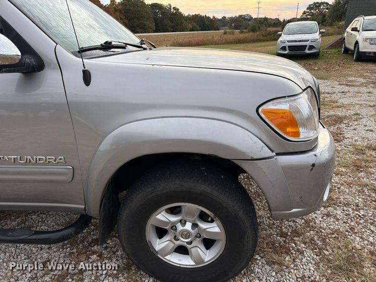 image for item FM6609 2005 Toyota Tundra SR5 Ext. Cab pickup truck