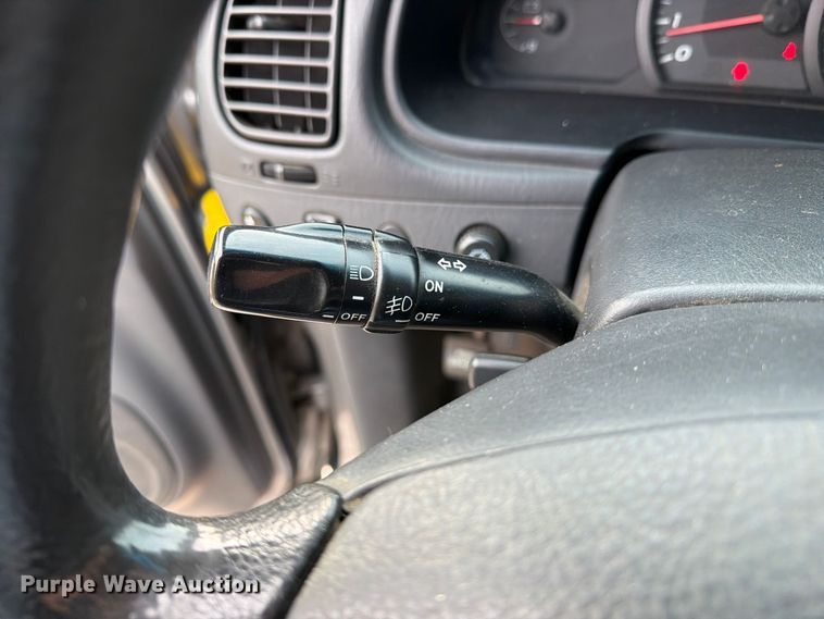 image for item FM6609 2005 Toyota Tundra SR5 Ext. Cab pickup truck