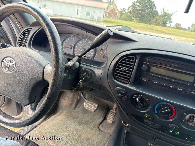 image for item FM6609 2005 Toyota Tundra SR5 Ext. Cab pickup truck