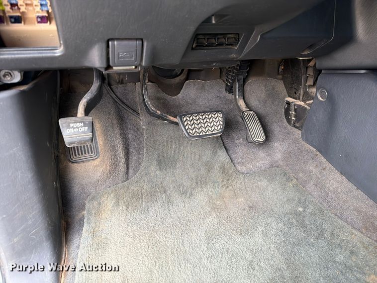 image for item FM6609 2005 Toyota Tundra SR5 Ext. Cab pickup truck