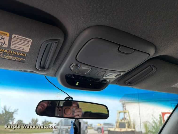 image for item FM6609 2005 Toyota Tundra SR5 Ext. Cab pickup truck