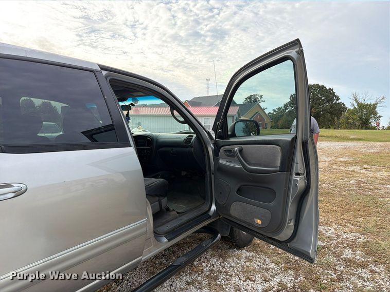 image for item FM6609 2005 Toyota Tundra SR5 Ext. Cab pickup truck