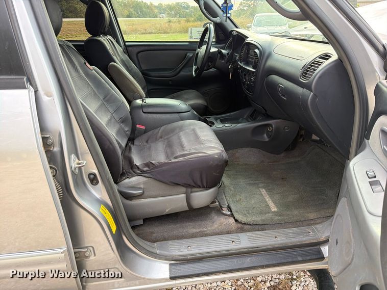 image for item FM6609 2005 Toyota Tundra SR5 Ext. Cab pickup truck