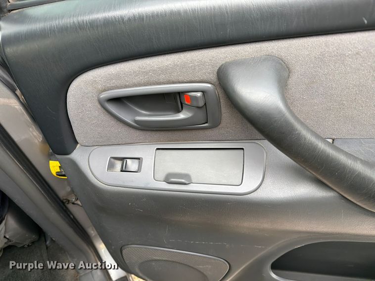 image for item FM6609 2005 Toyota Tundra SR5 Ext. Cab pickup truck