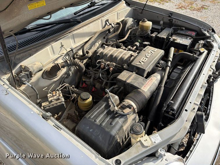 image for item FM6609 2005 Toyota Tundra SR5 Ext. Cab pickup truck