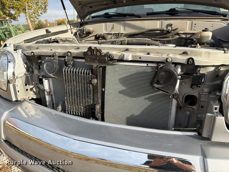 image for item FM6609 2005 Toyota Tundra SR5 Ext. Cab pickup truck