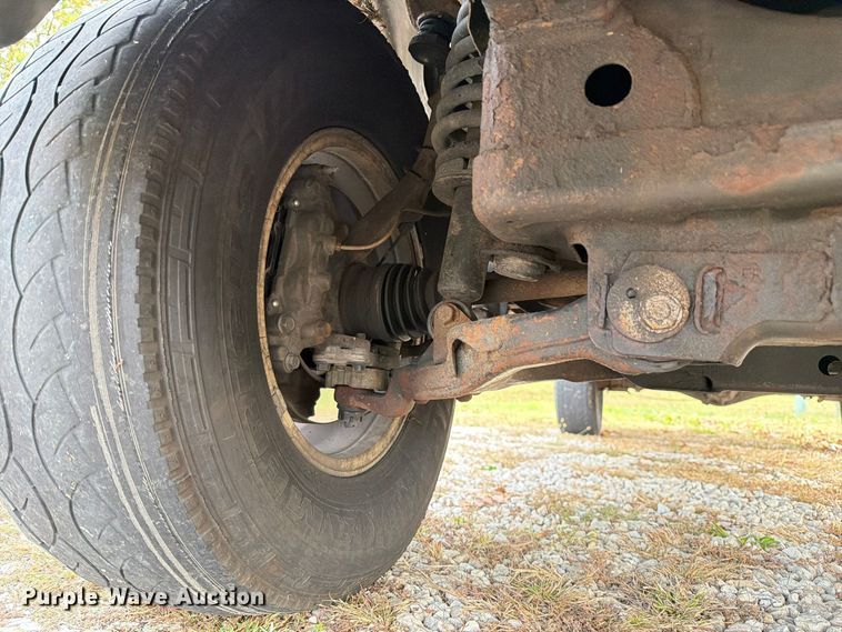 image for item FM6609 2005 Toyota Tundra SR5 Ext. Cab pickup truck