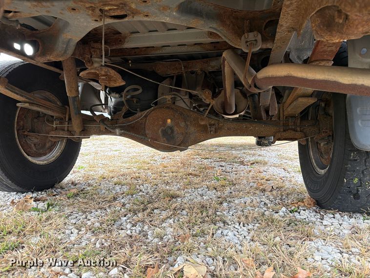 image for item FM6609 2005 Toyota Tundra SR5 Ext. Cab pickup truck
