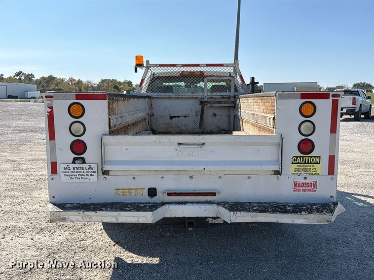image for item FM6611 2015 Chevrolet Silverado 3500HD utility bed pickup truck