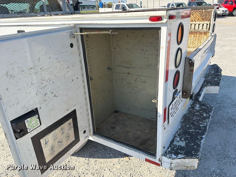 image for item FM6611 2015 Chevrolet Silverado 3500HD utility bed pickup truck