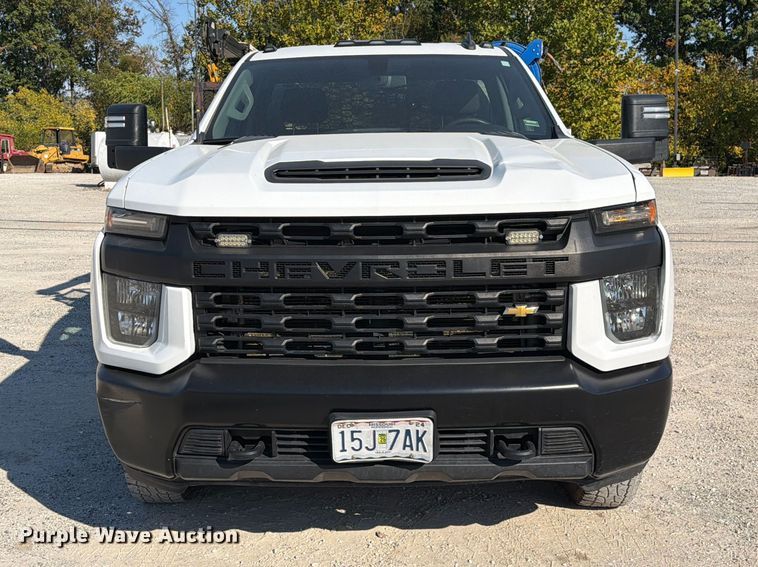 image for item FM6612 2022 Chevrolet Silverado 3500HD utility bed pickup truck