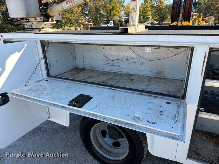image for item FM6612 2022 Chevrolet Silverado 3500HD utility bed pickup truck