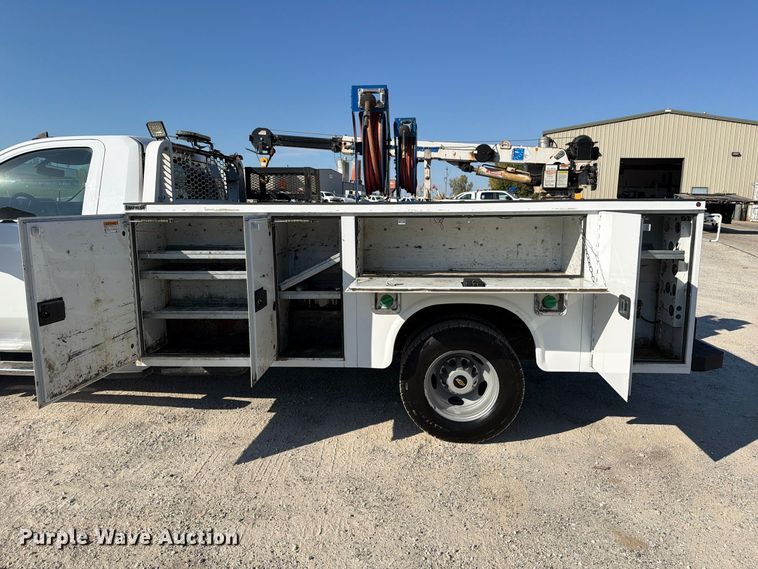 image for item FM6612 2022 Chevrolet Silverado 3500HD utility bed pickup truck