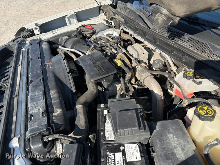 image for item FM6612 2022 Chevrolet Silverado 3500HD utility bed pickup truck