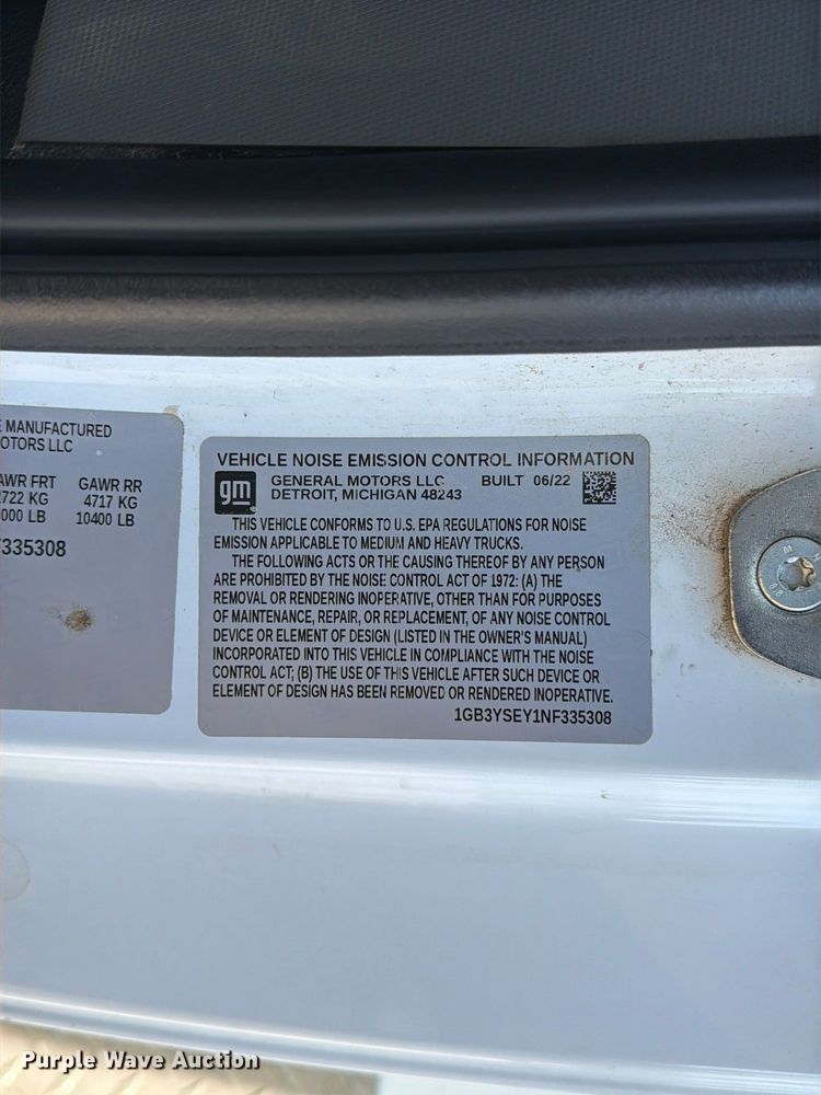 image for item FM6612 2022 Chevrolet Silverado 3500HD utility bed pickup truck