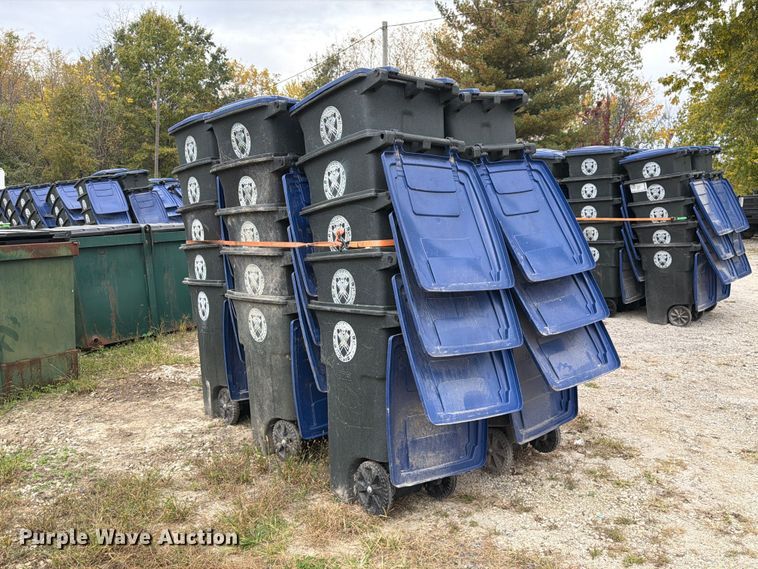 image for item FM6625 (30) trash cans