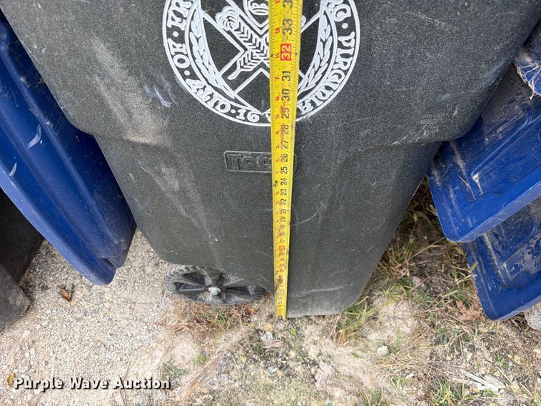 image for item FM6625 (30) trash cans