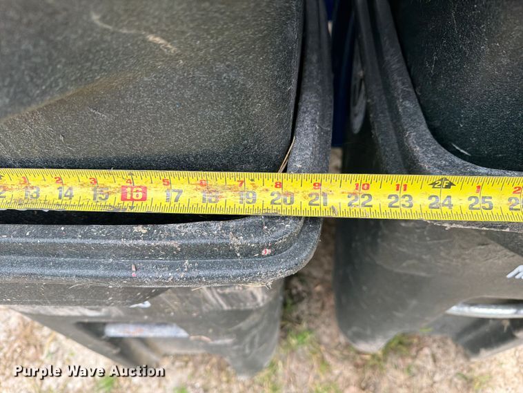 image for item FM6625 (30) trash cans