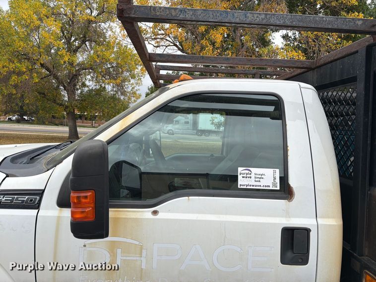 image for item FM7722 2016 Ford F350 Super Duty XL utility bed pickup truck