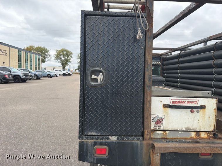 image for item FM7722 2016 Ford F350 Super Duty XL utility bed pickup truck