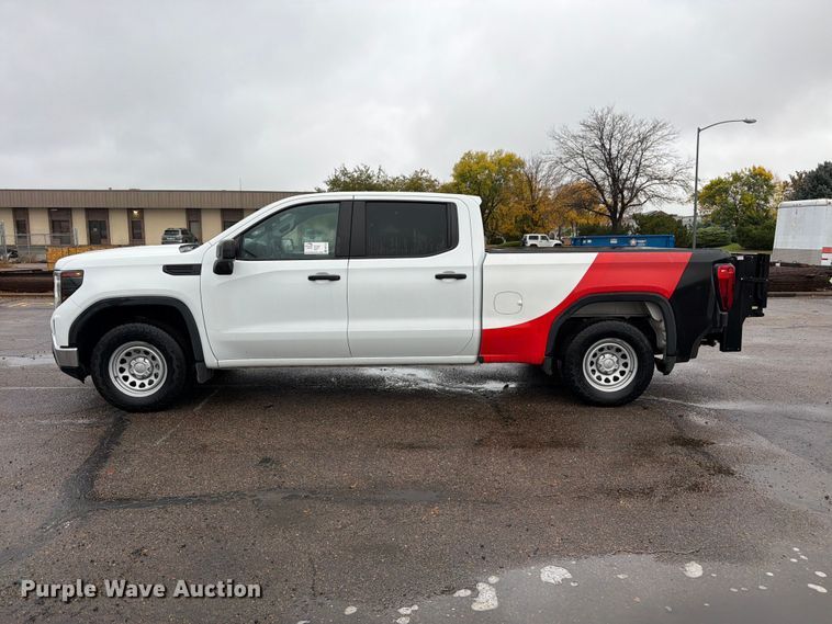 image for item FM7723 2023 GMC Sierra 1500 Crew Cab pickup truck