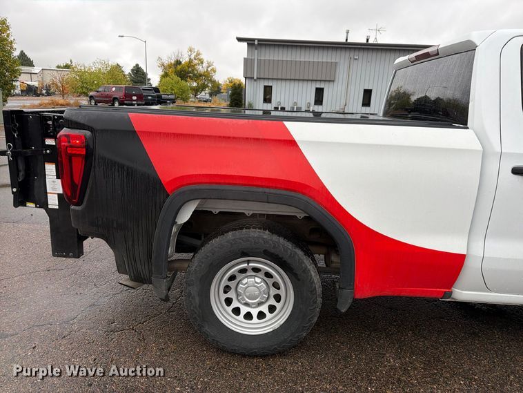 image for item FM7723 2023 GMC Sierra 1500 Crew Cab pickup truck