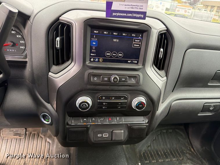 image for item FM7723 2023 GMC Sierra 1500 Crew Cab pickup truck