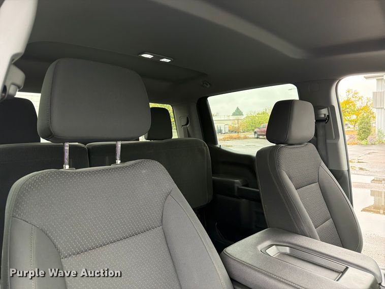 image for item FM7723 2023 GMC Sierra 1500 Crew Cab pickup truck