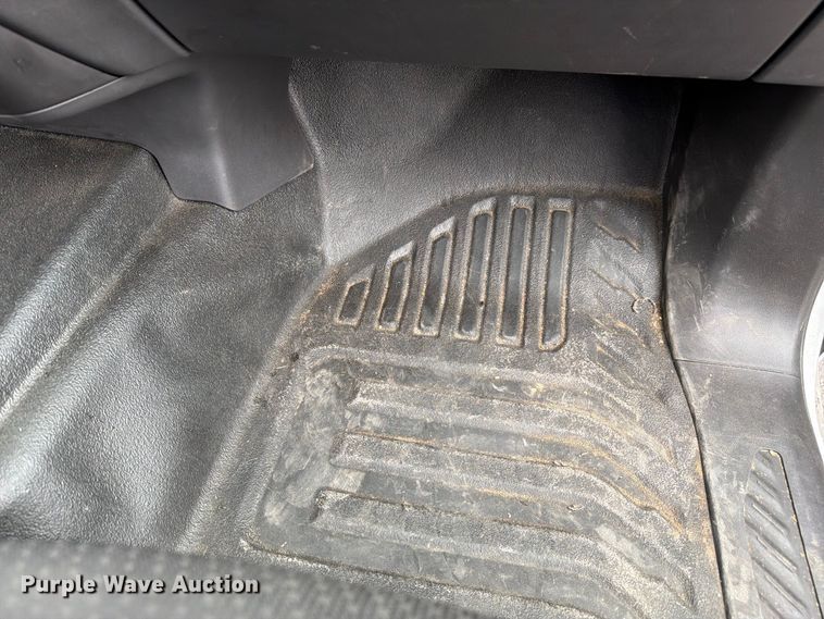 image for item FM7723 2023 GMC Sierra 1500 Crew Cab pickup truck
