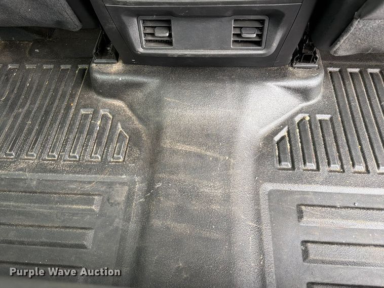 image for item FM7723 2023 GMC Sierra 1500 Crew Cab pickup truck