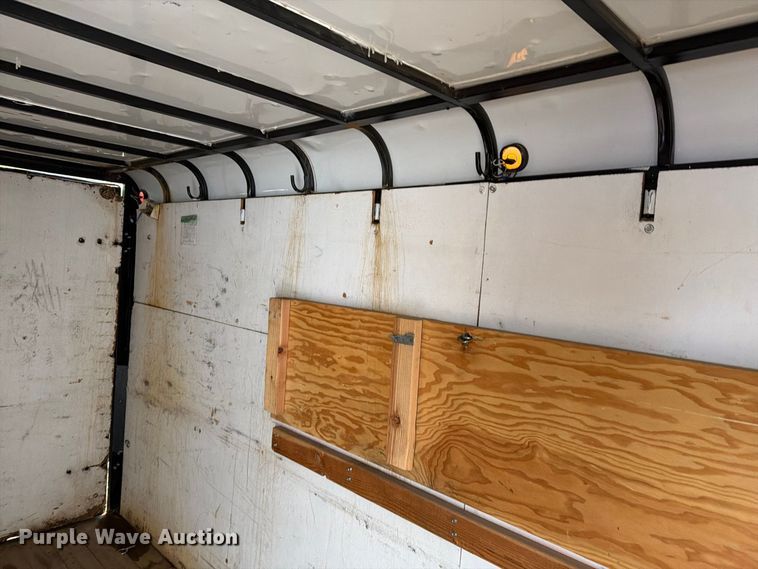 image for item FM7724 1998 Cascade Custom Manufacturing Inc. enclosed cargo trailer