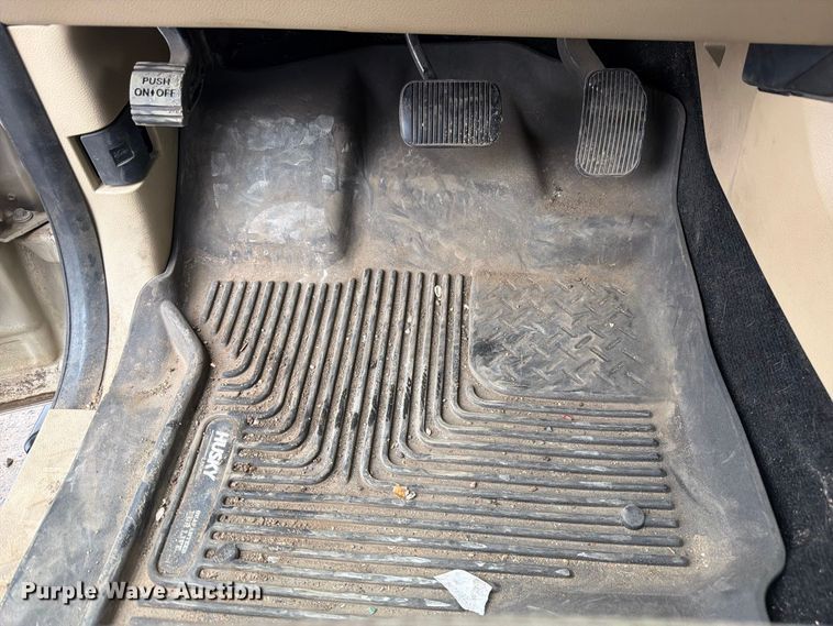 image for item FM7725 2017 Ford F150 Crew Cab pickup truck