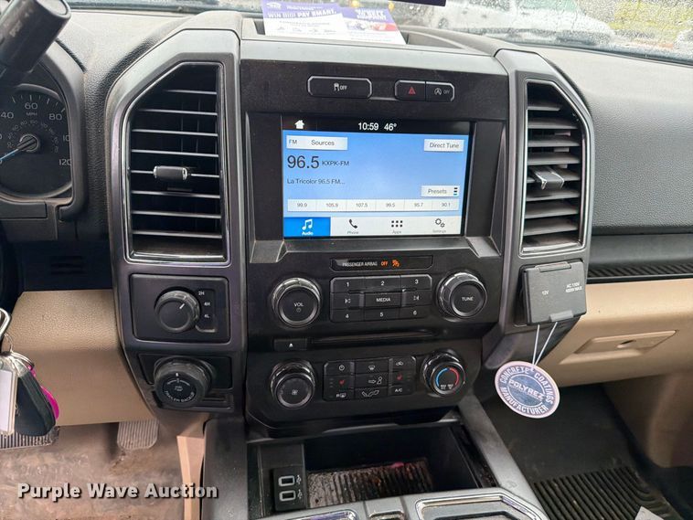 image for item FM7725 2017 Ford F150 Crew Cab pickup truck