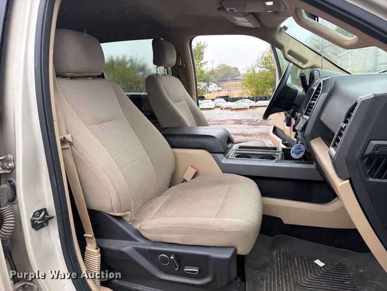 image for item FM7725 2017 Ford F150 Crew Cab pickup truck